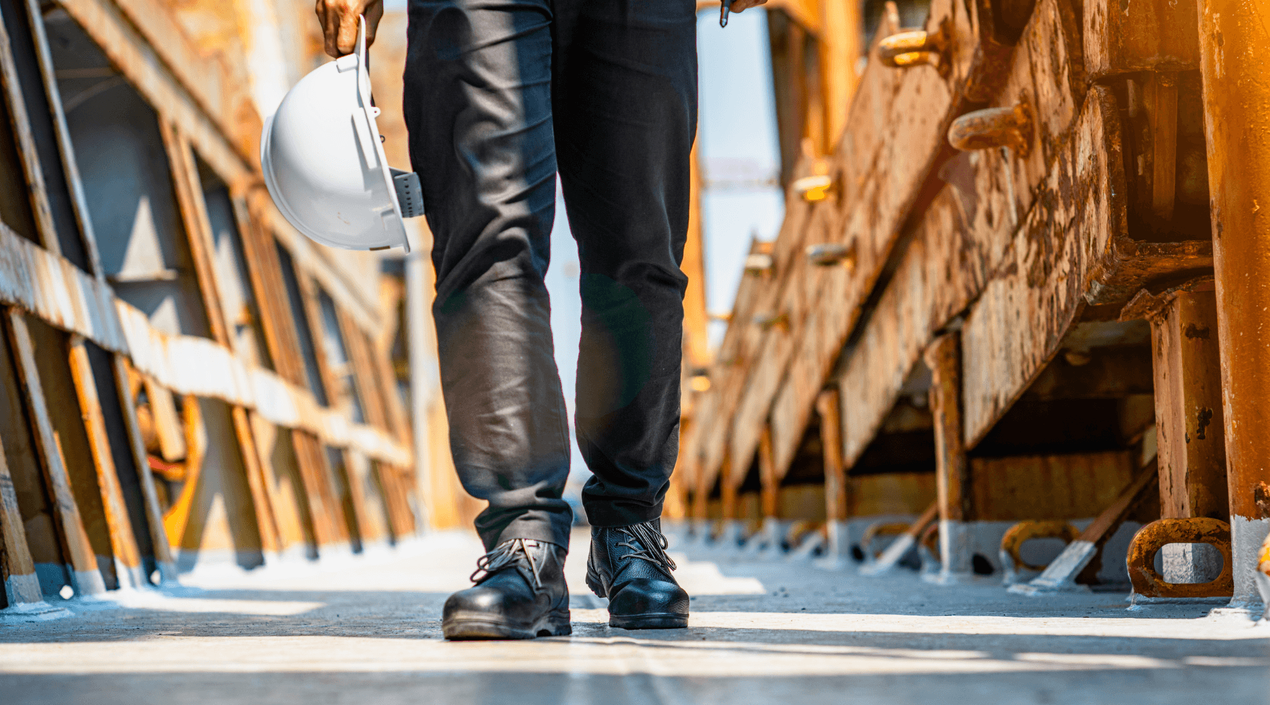 Comprehensive Guide to Safety Shoes: Enhancing Workplace Safety with SLIMTA - SLIMTA